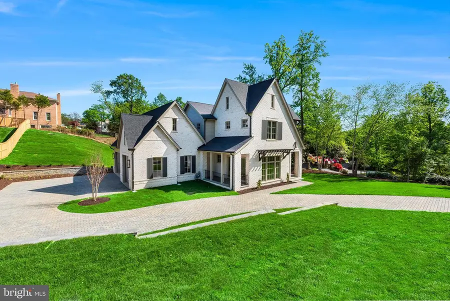 1231 N Pickett St, Alexandria, VA 22304 - #3