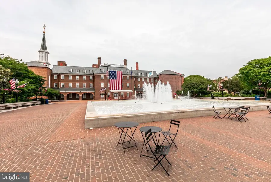 219 Buchanan St, Alexandria, VA 22314 - #2