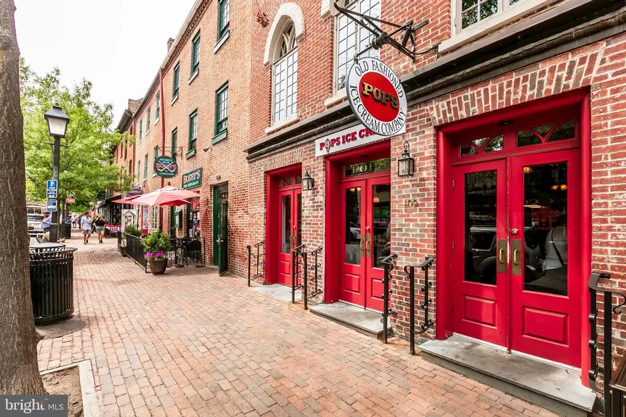 219 Buchanan St, Alexandria, VA 22314 - #3