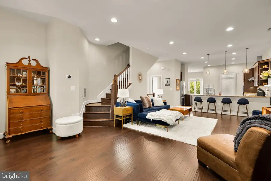 1426 Van Valkenburgh Ln, Alexandria, VA 22301 - #2