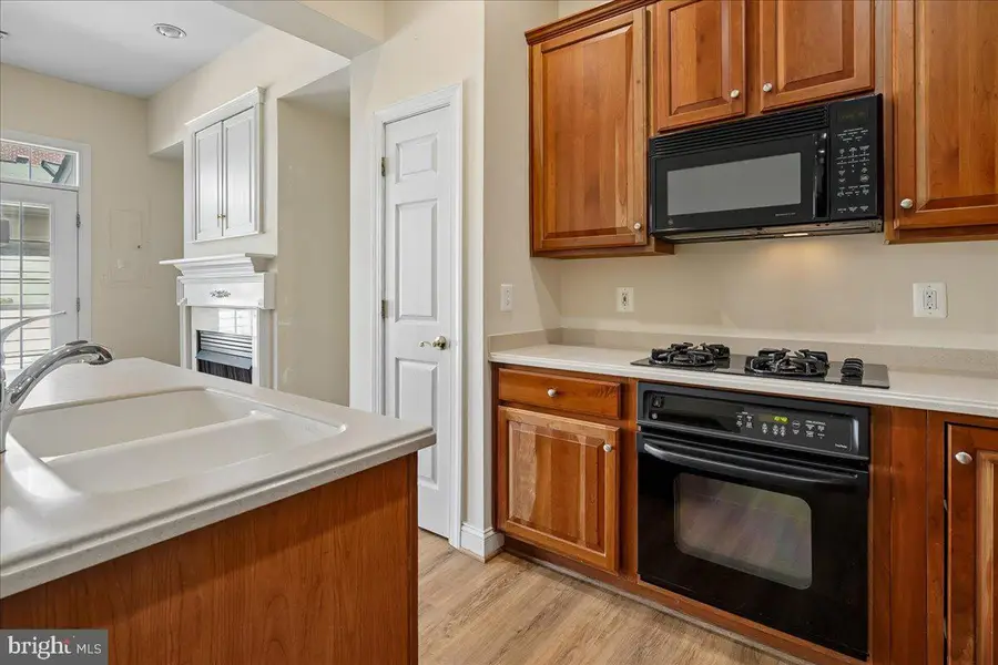 917 Bernard St, Alexandria, VA 22314 - #2