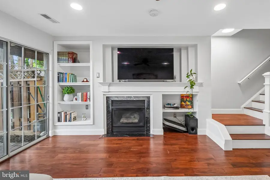 343 Helmuth Ln, Alexandria, VA 22304 - #3