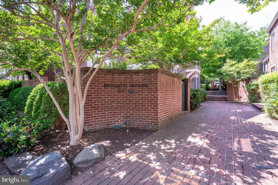 368 N Saint Asaph St, Alexandria, VA 22314 - #2