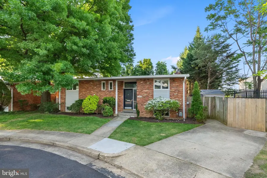 2954 Viewpoint Rd, Alexandria, VA 22314 - #3