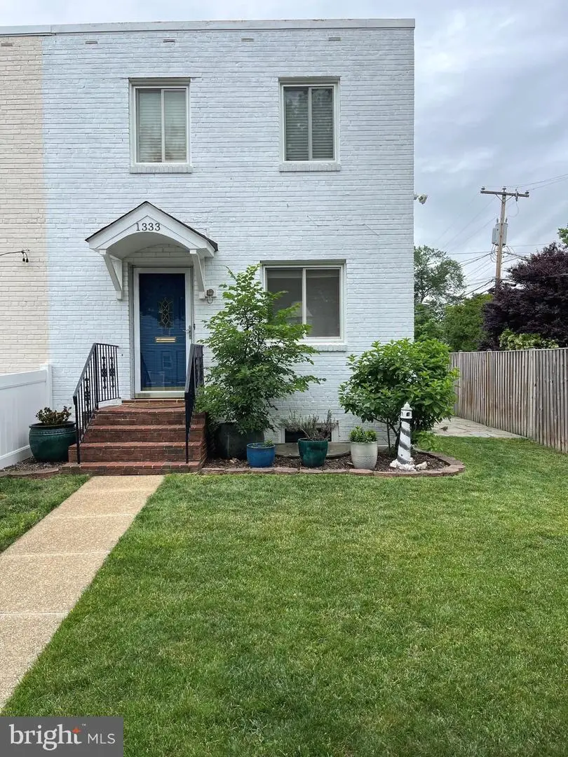1333 Oronoco St, Alexandria, VA 22314 - #2