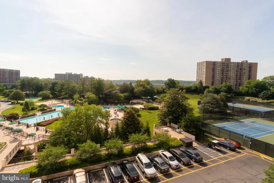 205 Yoakum Pkwy #609, Alexandria, VA 22304 - #2
