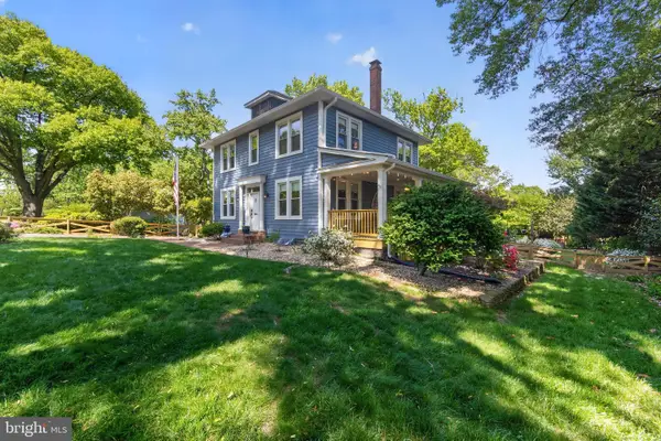 805 N Quaker Ln, ALEXANDRIA, VA 22302