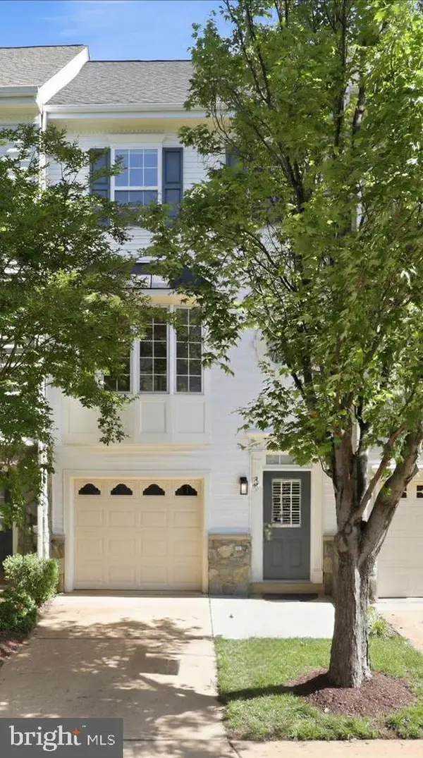 3843 Watkins Mill Dr, ALEXANDRIA, VA 22304
