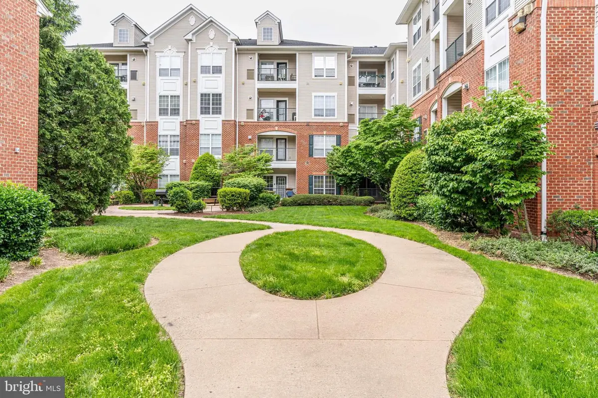 4850 Eisenhower Ave #115, Alexandria, VA 22304 - #1