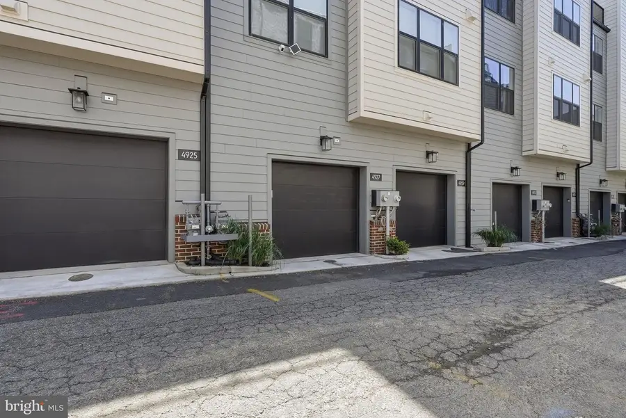 4927 Eisenhower Ave, Alexandria, VA 22304 - #3