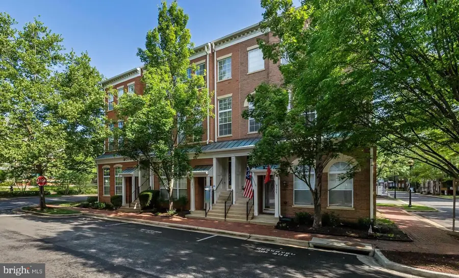 5071 Kilburn St, Alexandria, VA 22304 - #2