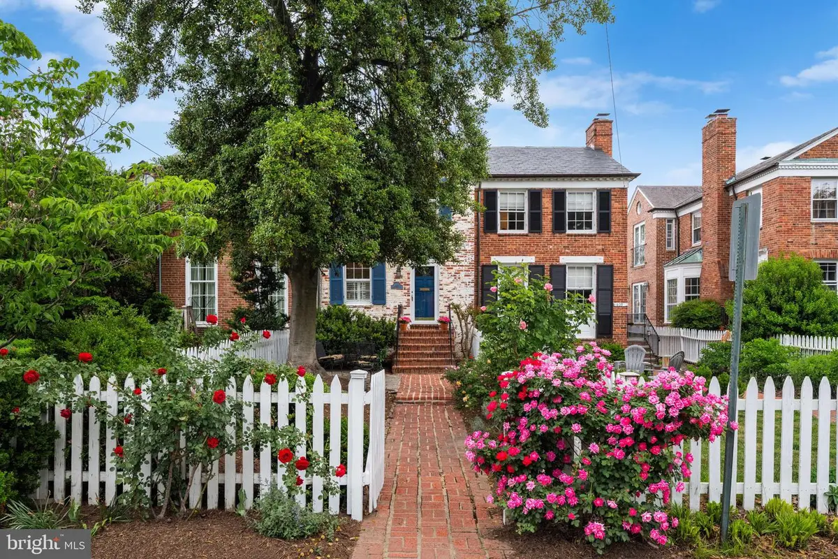 411 Franklin St, Alexandria, VA 22314 - #1