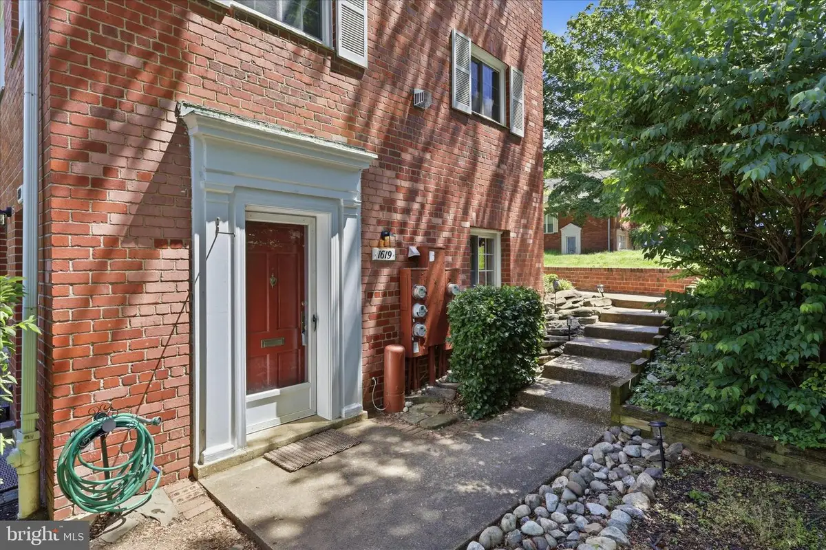 1619 Fitzgerald Ln #912, Alexandria, VA 22302 - #1