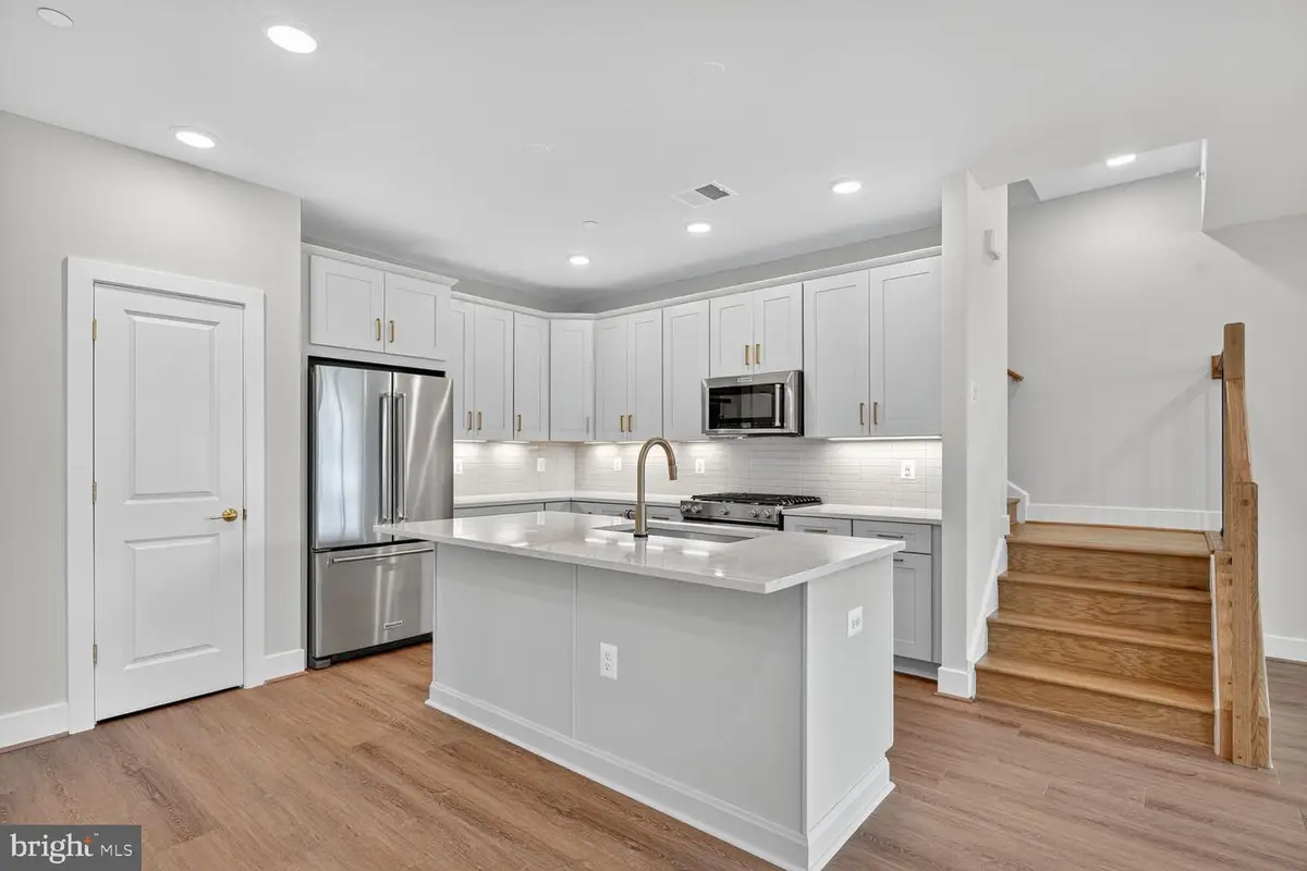142 Pepperell St, Alexandria, VA 22304 - #1
