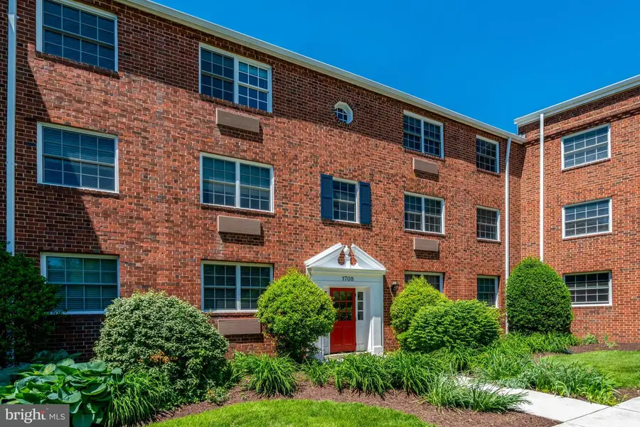 1708 W Abingdon Dr #301, Alexandria, VA 22314 - #2