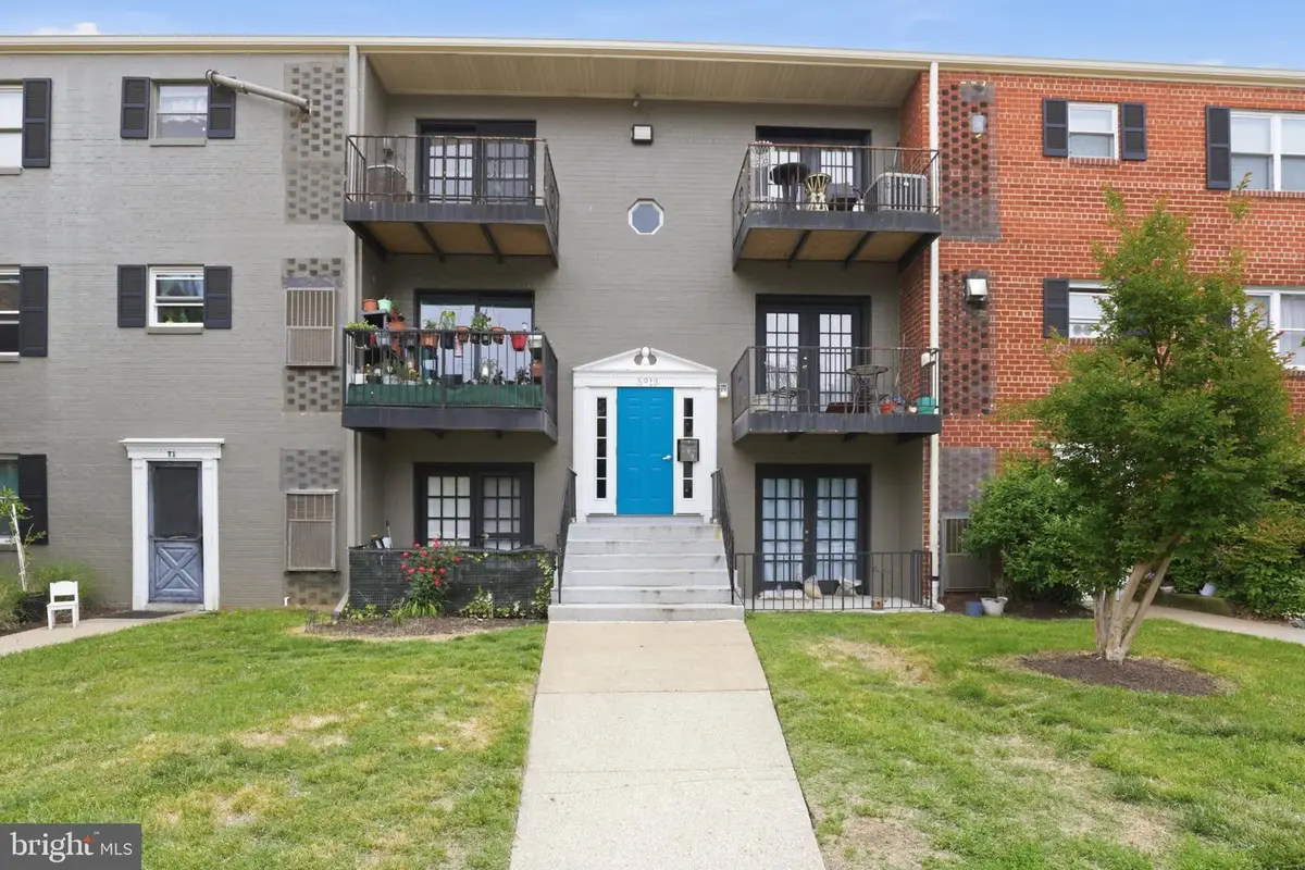 5913 Mayflower Ct #101, Alexandria, VA 22312 - #1