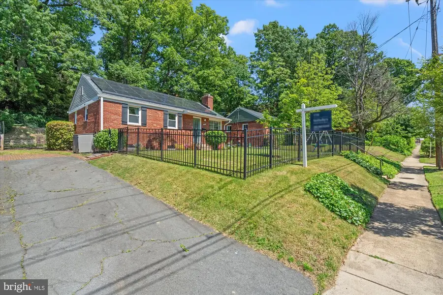 3117 King St, Alexandria, VA 22302 - #3