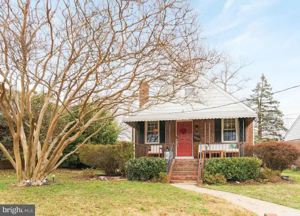 1901 Scroggins Rd, ALEXANDRIA, VA 22302