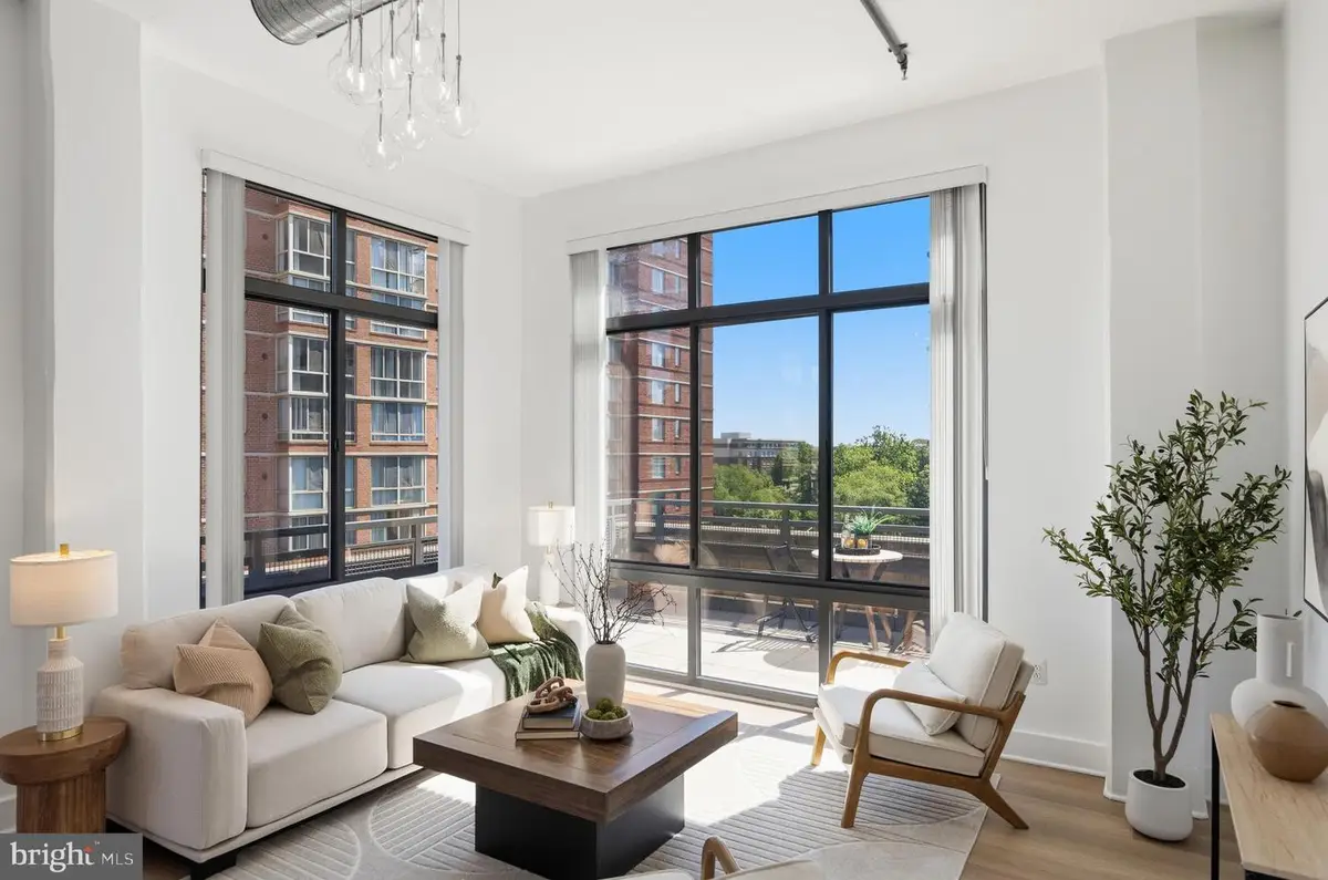 520 John Carlyle St #402, Alexandria, VA 22314 - #1