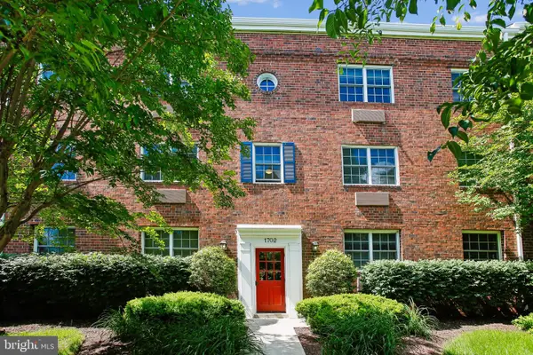 1702 W Abingdon Dr #201, ALEXANDRIA, VA 22314