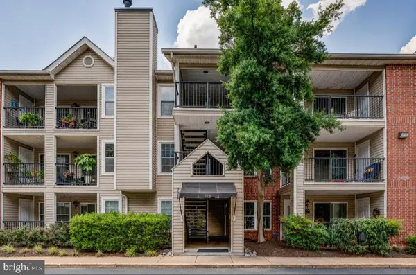3308 Wyndham Circle #124, ALEXANDRIA, VA 22302