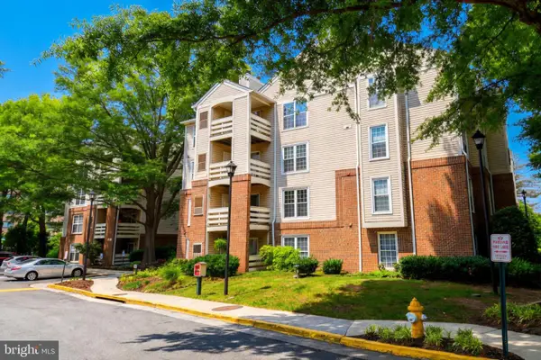 240 S Reynolds St #113, ALEXANDRIA, VA 22304