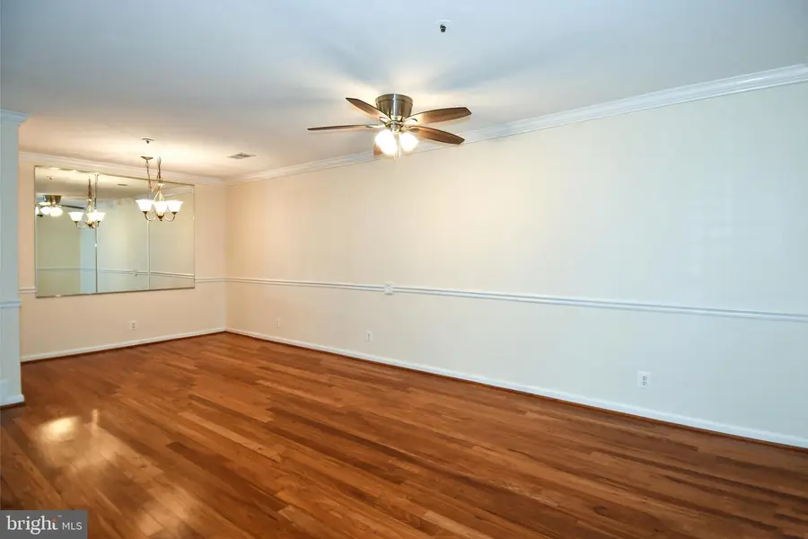 240 S Reynolds St #113, Alexandria, VA 22304 - #2