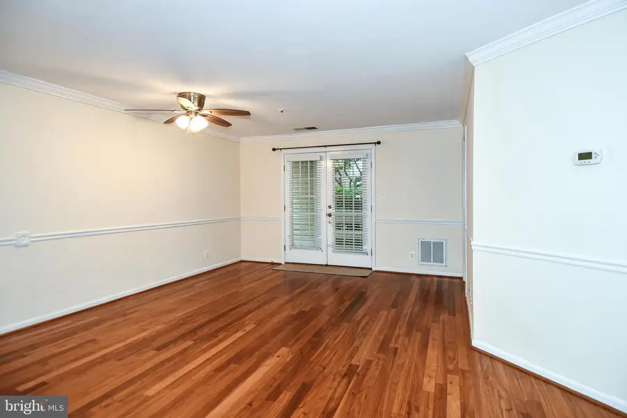 240 S Reynolds St #113, Alexandria, VA 22304 - #3