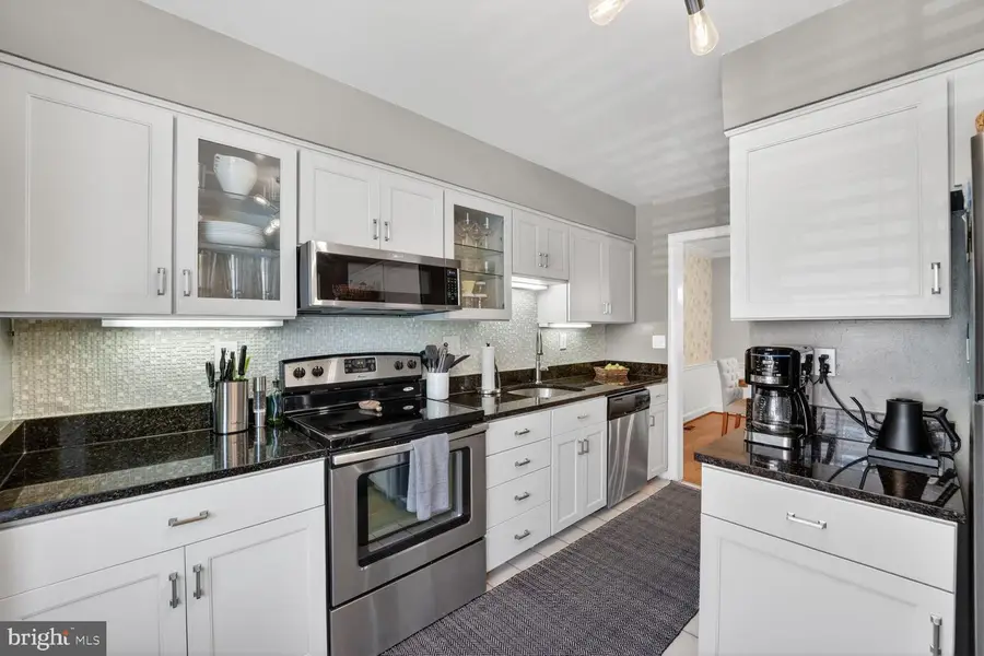 109 Roberts Ct, Alexandria, VA 22314 - #3