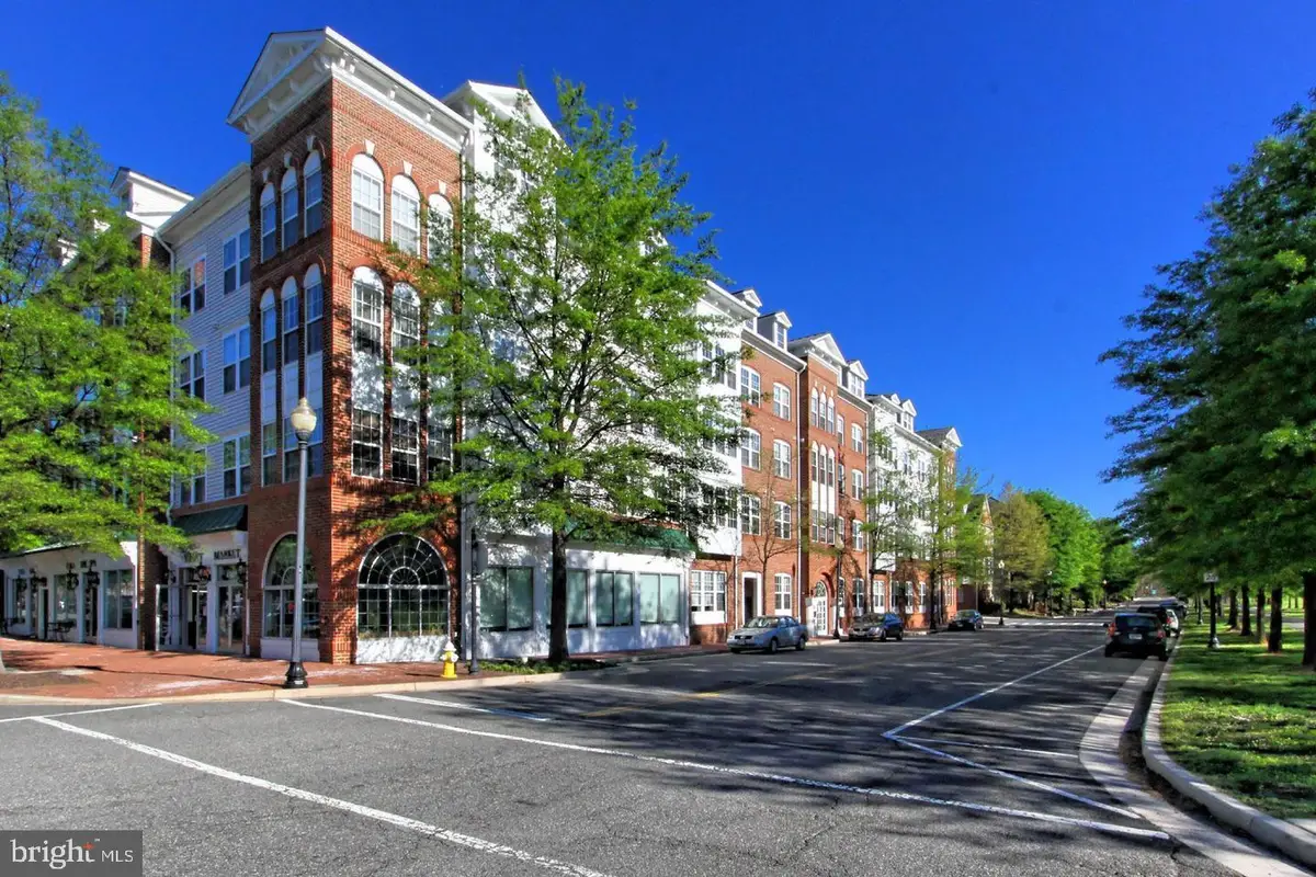 171 Somervelle St #205, Alexandria, VA 22304 - #1