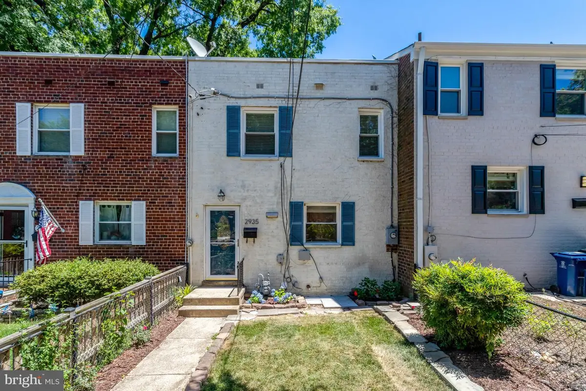 2935 Landover St, Alexandria, VA 22305 - #1