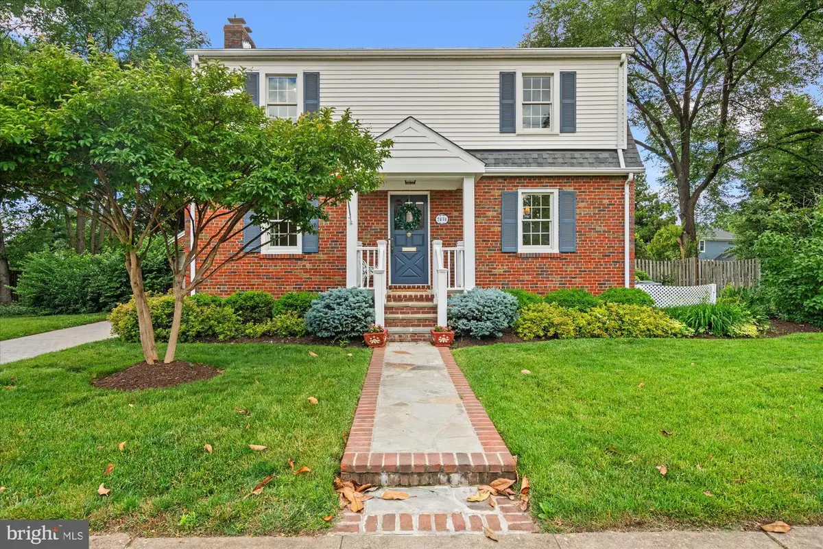 2434 Cameron Mills Rd, Alexandria, VA 22302 - #1