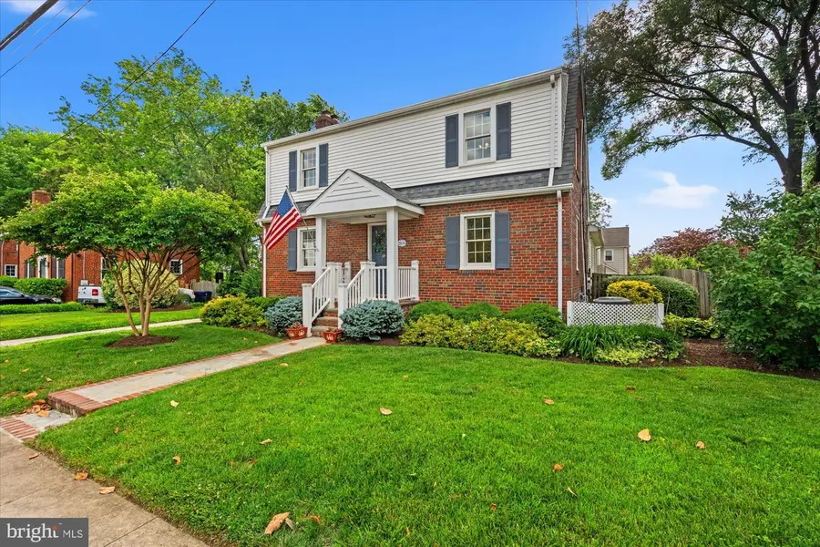 2434 Cameron Mills Rd, Alexandria, VA 22302 - #2
