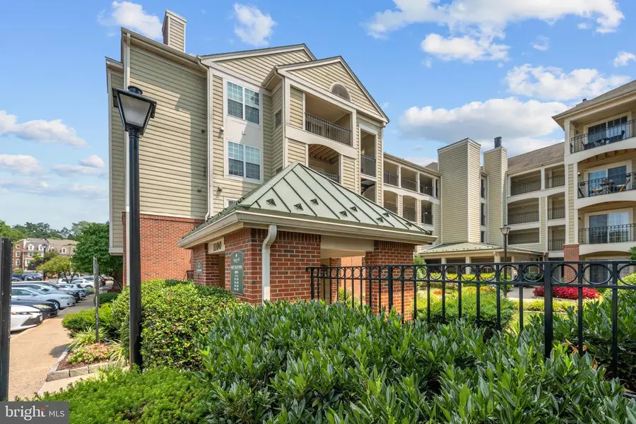 1100 Quaker Hill Dr #418, Alexandria, VA 22314 - #2