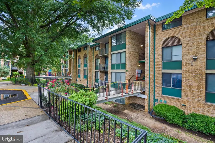 503 N Armistead St #102, Alexandria, VA 22312 - #3