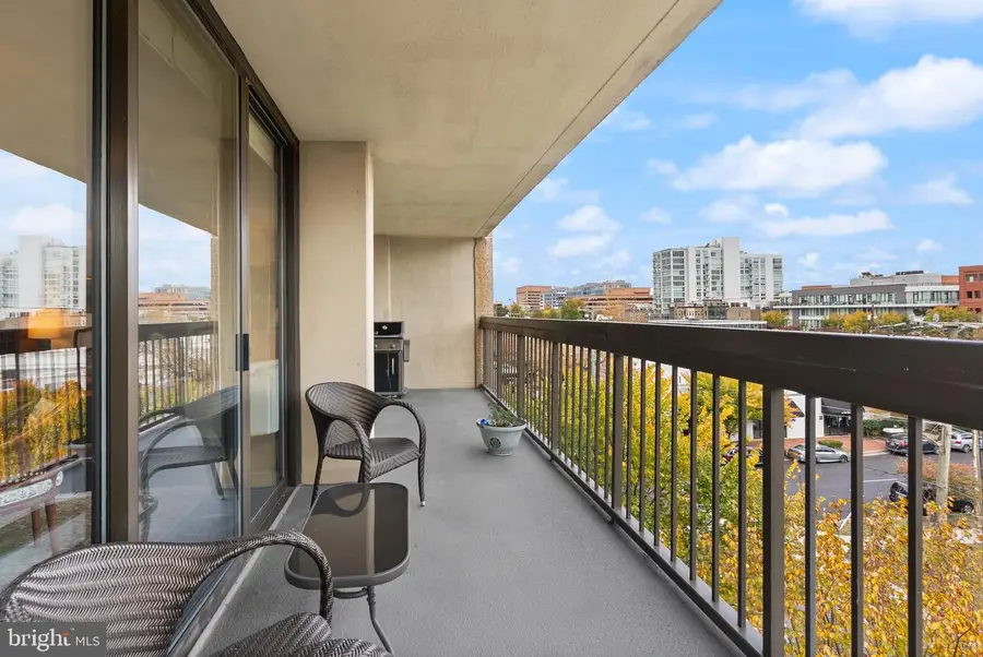 400 Madison St #409, Alexandria, VA 22314 - #2