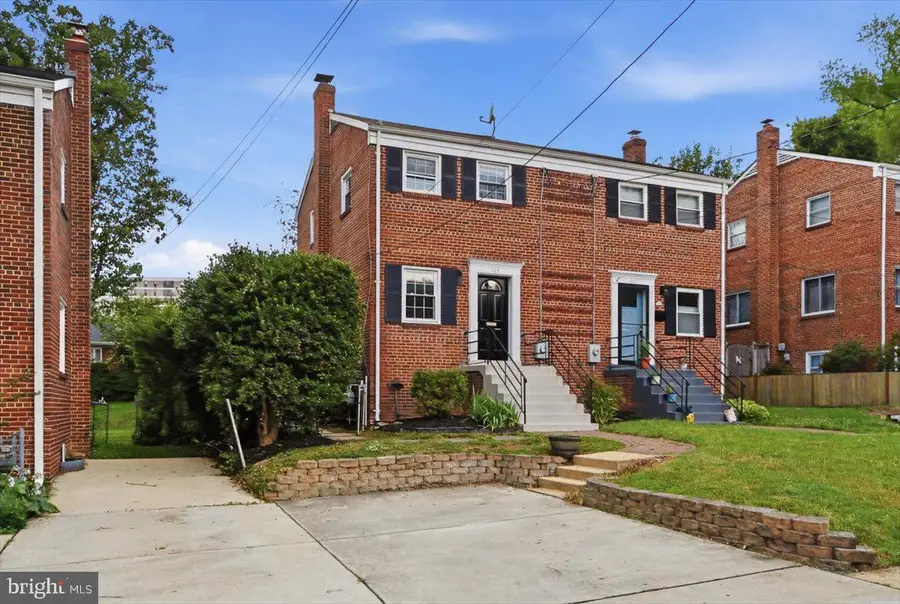115 S Iris St, Alexandria, VA 22304 - #3