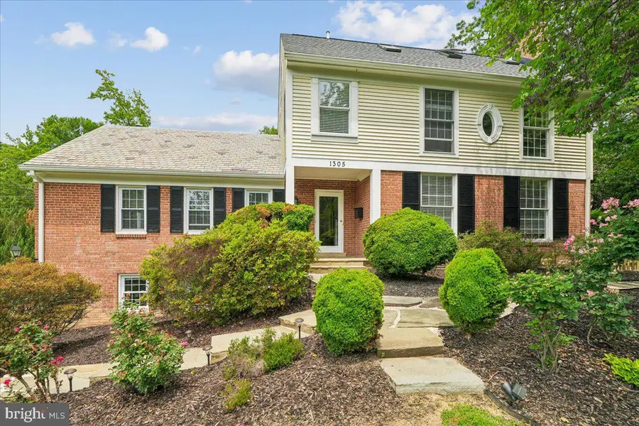 1305 Key Dr, Alexandria, VA 22302 - #2