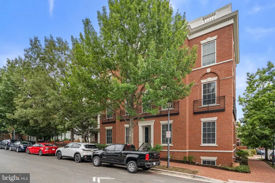 1023 N Royal St #115, Alexandria, VA 22314 - #2
