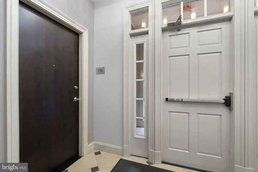 1023 N Royal St #115, Alexandria, VA 22314 - #3