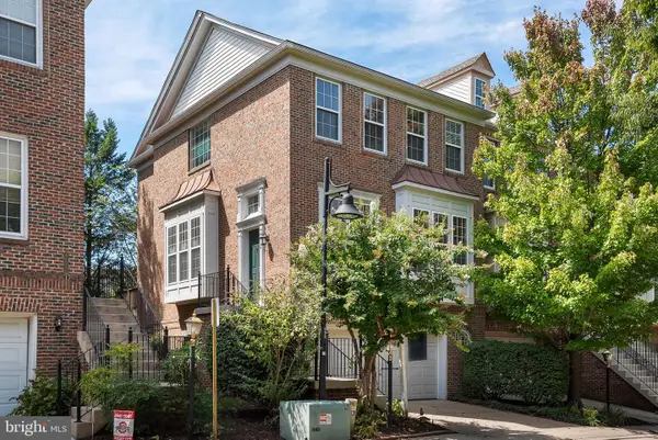 4634 Latrobe Pl, ALEXANDRIA, VA 22311