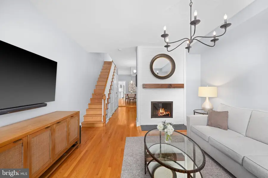 1005 Oronoco St, Alexandria, VA 22314 - #3