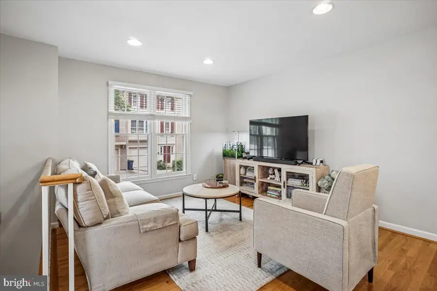 67 Fendall Ave, Alexandria, VA 22304 - #3