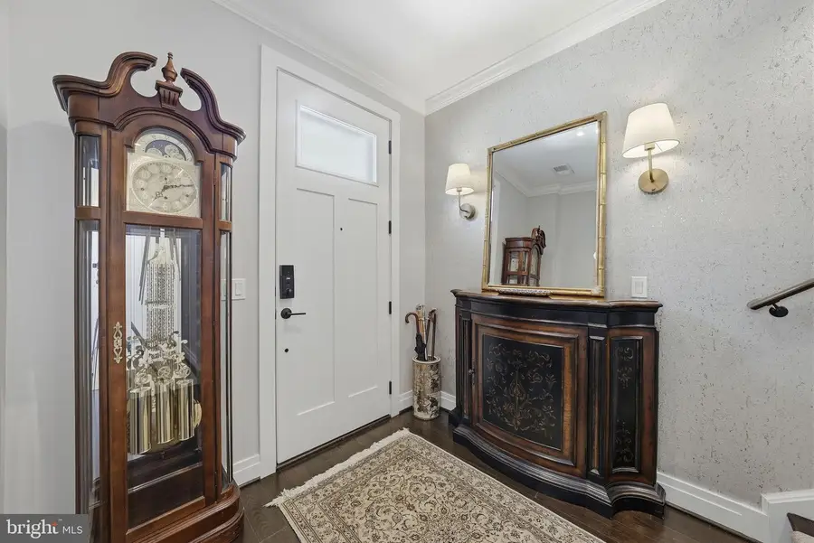 223 Montgomery, Alexandria, VA 22314 - #2
