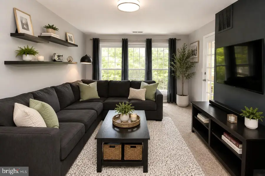 240 S Reynolds St #309, Alexandria, VA 22304 - #3