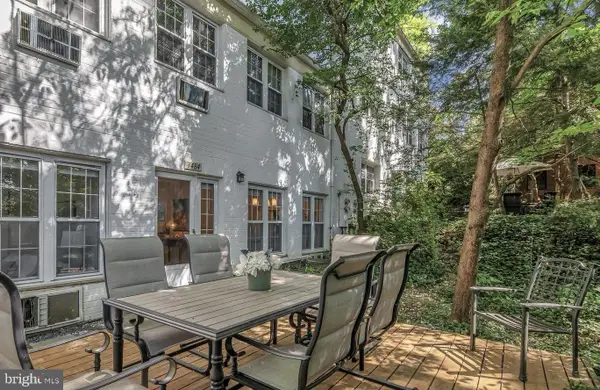 3484 Martha Custis Dr, ALEXANDRIA, VA 22302