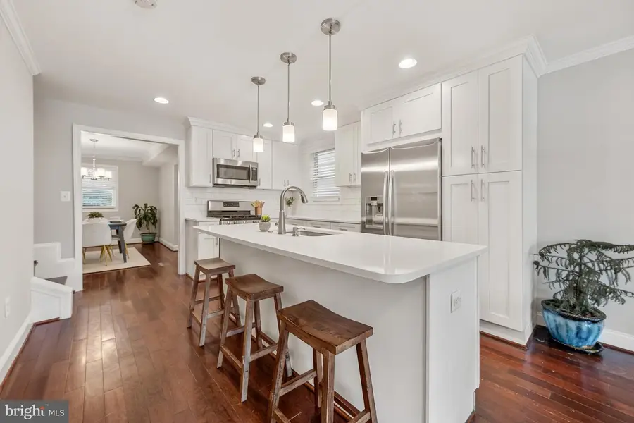 1111 Queen St, Alexandria, VA 22314 - #3