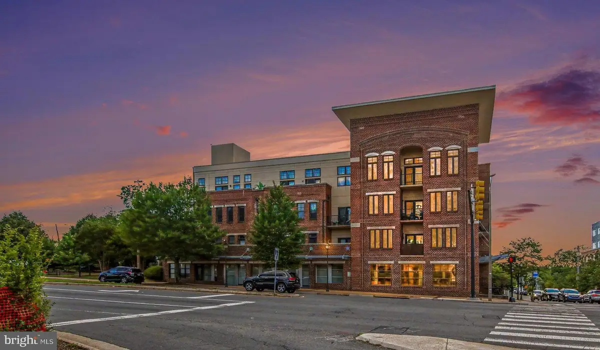 181 E Reed Ave #201, Alexandria, VA 22305 - #1