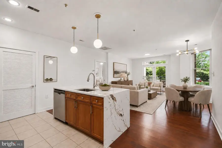 181 E Reed Ave #201, Alexandria, VA 22305 - #2
