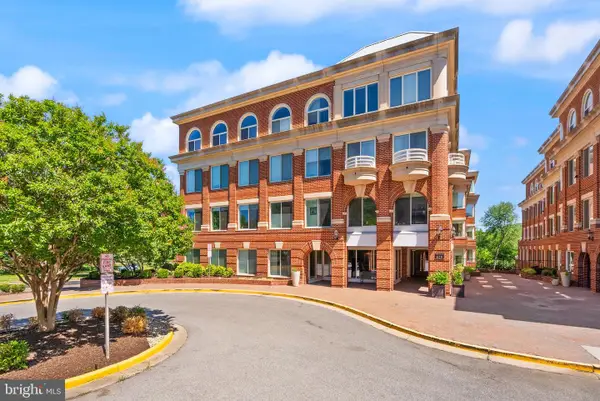 625 Slaters Ln #401, ALEXANDRIA, VA 22314